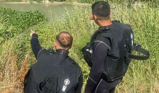 Sınırı yüzerek geçmek isteyen 14 yaşındaki çocuk hayatını kaybetti