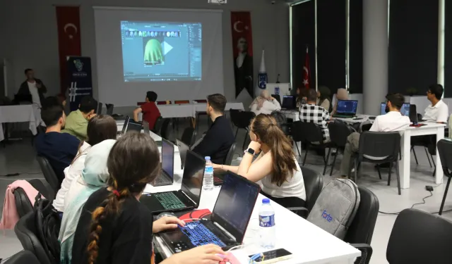 Ankara Büyükşehir’den gençlere ücretsiz 3D modelleme eğitimi
