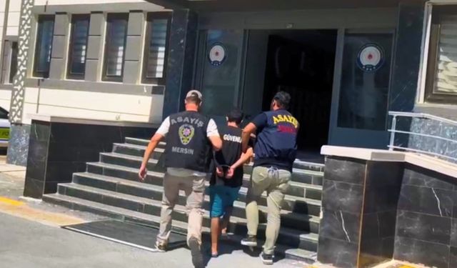 17 suç, 27 yıl hapisle aranıyordu: ’Güvenlik’ yazılı kıyafetle tavuk çiftliğinde yakalandı