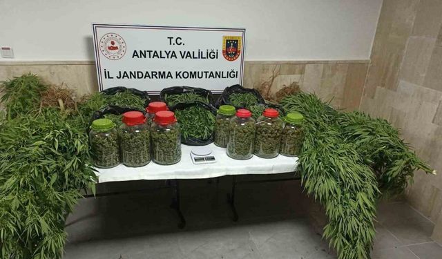 Antalya’da 43 kilo uyuşturucu madde ele geçirildi