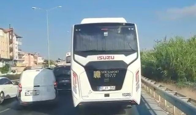 Emniyet şeridini kullanan araçlar ambulansa zor anlar yaşattı
