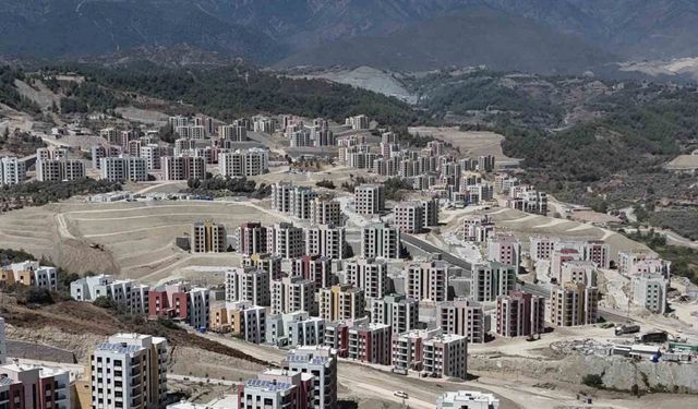 Hatay’da depremin izleri 190 bin bağımsız bölümle silinecek