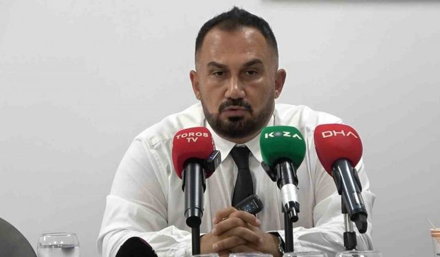 Adanaspor Teknik Direktörü Yüksel Yeşilova: "Kimse elini taşın altına koymadı, maçlara ağlayarak çıkıyoruz"