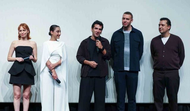 Altın Portakal, Gelin Takımı 2’nin galasıyla başladı