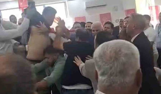 CHP Samandağ ilçe kongresinde kavga çıktı