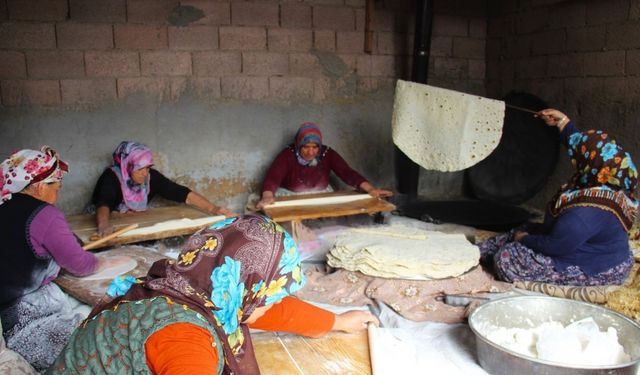 Kahramanmaraş’ta imece geleneğiyle kış hazırlığı devam ediyor