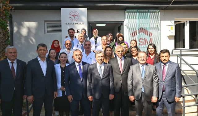 Sağlık Bakanı Memişoğlu: "Sağlığa ihtiyacı olan her yerde insana ulaşmaya çalışıyoruz"