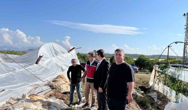 Serik’te yağıştan zarar gören seralarda hasar tespit çalışması başladı