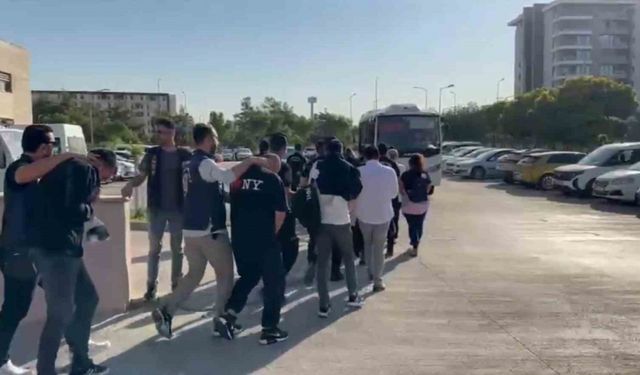 Sosyal medya üzerinden dolandırıcılığa Antalya merkezli 15 ilde operasyon: 40 gözaltı