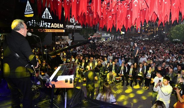 Ümit Besen’den memleketi Osmaniye’de muhteşem konser