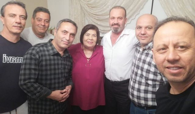 79 yaşındaki Melehat öğretmene duygulandıran ziyaret