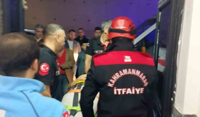 Asansör 6. kattan yere çakıldı: 1 yaralı