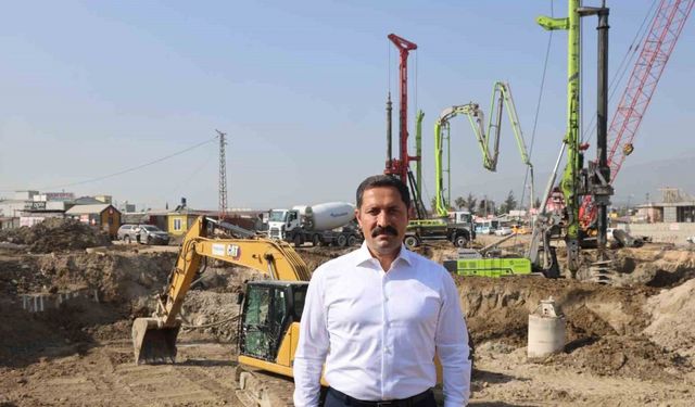 Asrın felaketi sonrası ulaşım ağının güçlendirildiği Hatay’da kilit kavşağın 2026 yılı Ocak ayında hizmete açılması planlanıyor