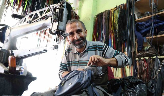 "Fakirin atlayışı da fakir" videosu viral olan ayakkabı boyacısı: "Çocuklarımı mutlu etmek için her yıl tatile giderim"