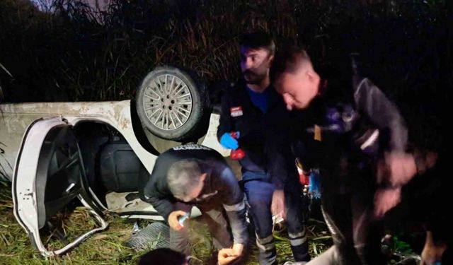 Kaçak göçmen taşıyan otomobil Asi Nehri’ne uçtu: 9 yaralı