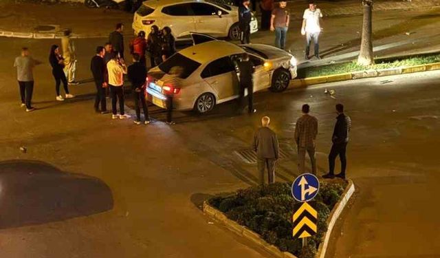 Manavgat’ta otomobiller çarpıştı: 3 yaralı