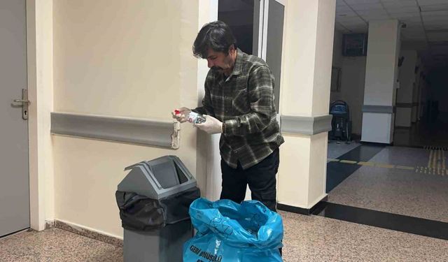 Plastikleri toplayıp umuda dönüştürüyor