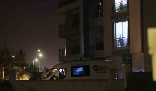 Yıllık izindeki polis memuru dehşet saçtı: Eşi ve 2 kızını öldürdü