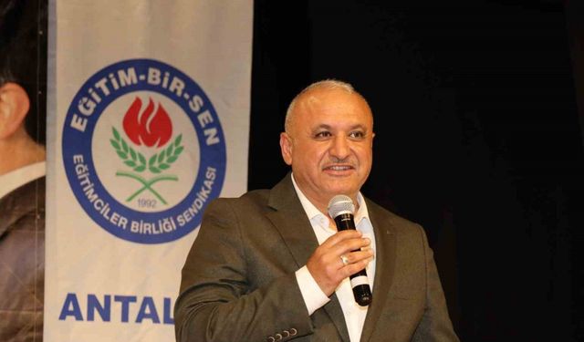 Eyüp Bülent Miran: "Emperyalist güçler, insan hakları kavramını büyük bir yalana dönüştürdüler"