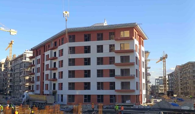 Kahramanmaraş'ta deprem konutları yükselmeye devam ediyor