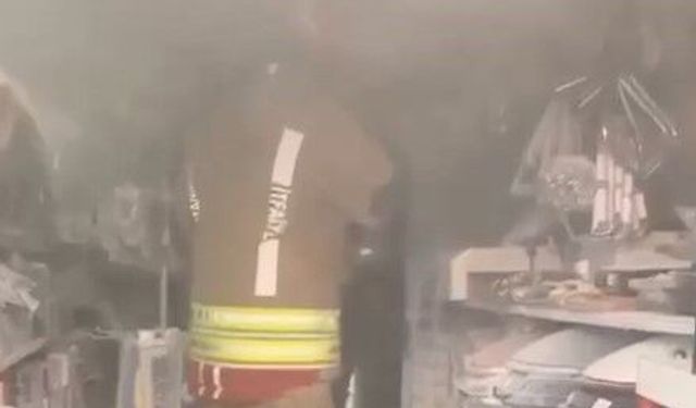 Motosiklet tamirhanesinde çıkan yangın söndürüldü