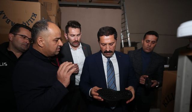 Vali Masatlı, Reyhanlı’da ayakkabıcılar sitesi esnafıyla bir araya geldi