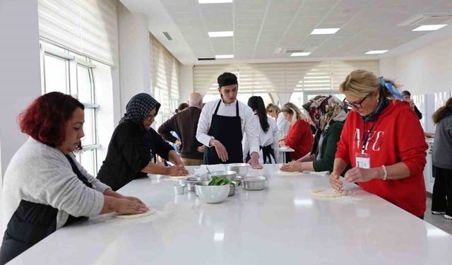 ALKÜ 'Benim Üniversitem' dolu dolu geçti