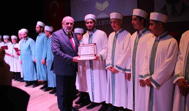 Antalya'da 27 hafız için icazet töreni