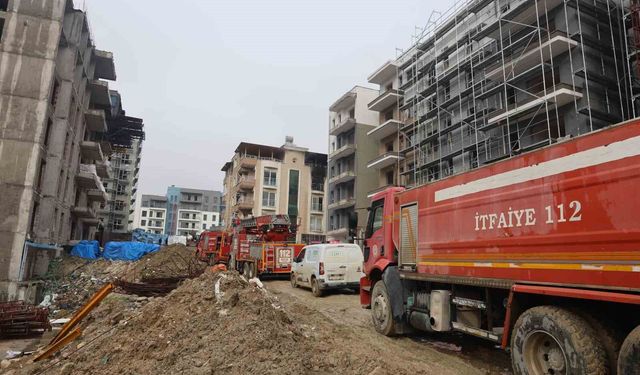 İşçilerin kaldığı apartman dairesi alevlere teslim oldu