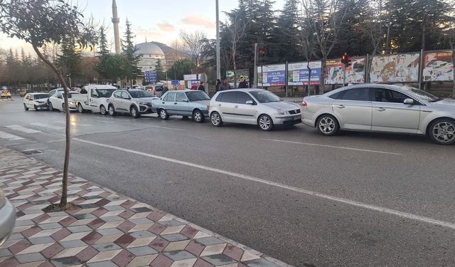 Isparta'da 7 aracın karıştığı zincirleme kaza