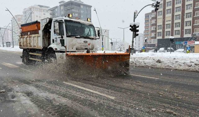 Kahramanmaraş büyükşehirden 2 bin 287 ihbara müdahale