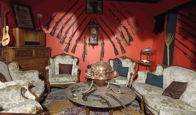 Kahramanmaraş'ta nostalji durağı: Antikaların arasında zaman yolculuğu