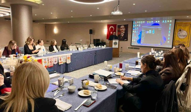 Mersin'de sürdürülebilir istihdam için Kariyer Merkezi-STK buluşması