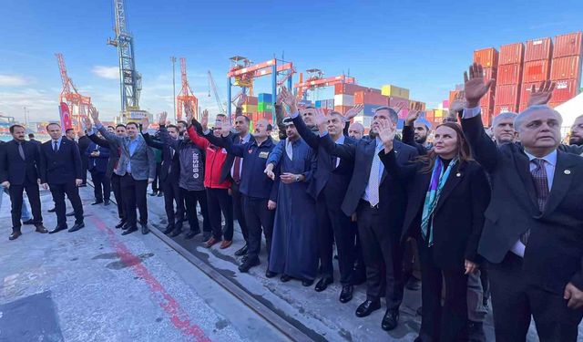 Mersin'den Sudan'a 6. İyilik Gemisi uğurlandı