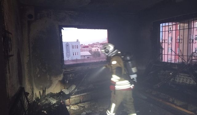 Payas'ta ev yangını