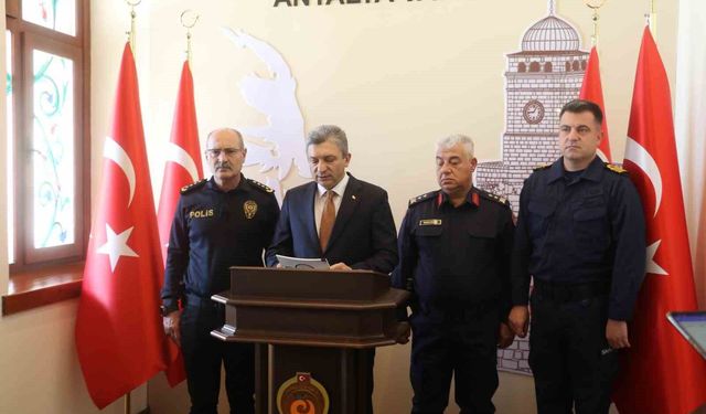 Vali 'Korkunç bir rakam' diyerek, 16 milyar liraya el konulduğunu duyurdu