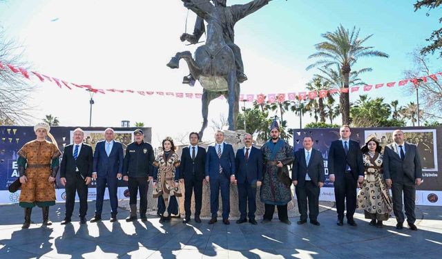 Antalya'da 819. fetih ve 96. yıl coşkusu