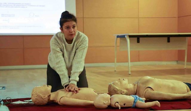 Büyükşehir'de ilk yardım eğitimi