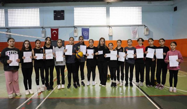 Enkazdan çıktı, umut oldu: 'Kozan'dan Pazarcık'a Gönül Köprüsü'