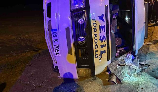 Kahramanmaraş'ta minibüs kazası: 10 yaralı