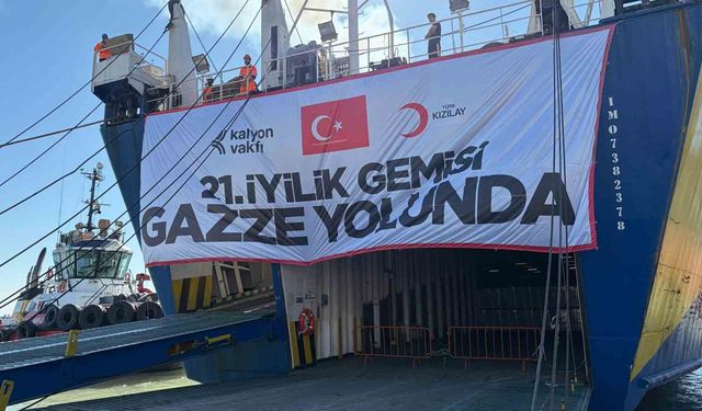 Türk Kızılay'ın 'İyilik Gemisi' Ramazan'ın ilk gününde Gazze'ye uğurlandı