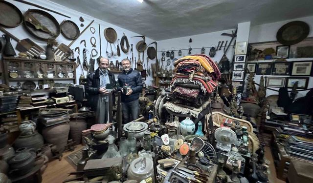 Bir bisküvi kutusuyla başladı, 15 bine yakın parçadan oluşan etnografya koleksiyonuna dönüştü