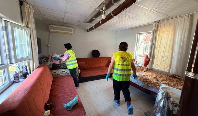 Kepez'den şehit ve gazi evlerinde bayram temizliği