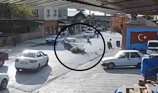 Otomobille çarpışan motosikletin sürücüsü yaralandı