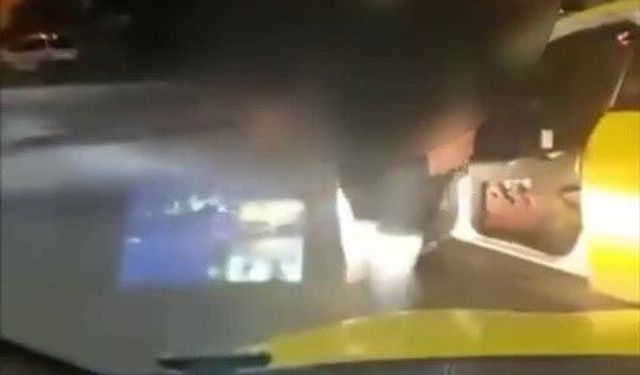 Taksici, meslektaşının önünü kesip tehdit etti