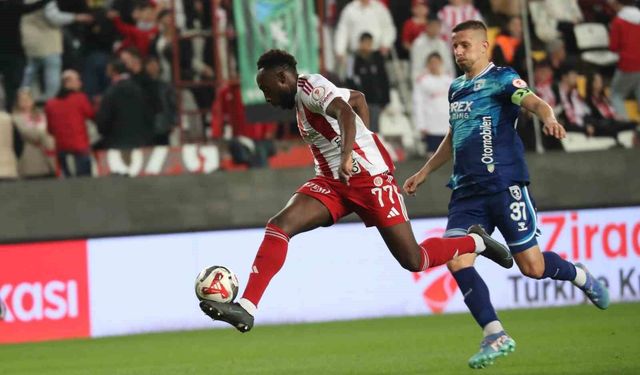 Ziraat Türkiye Kupası: Antalyaspor: 0 - Samsunspor: 0 (İlk yarı)