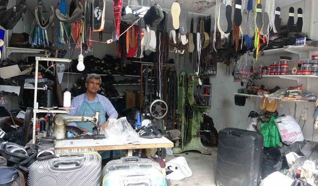 48 yıllık usta çalışma azmiyle gençlere örnek oluyor