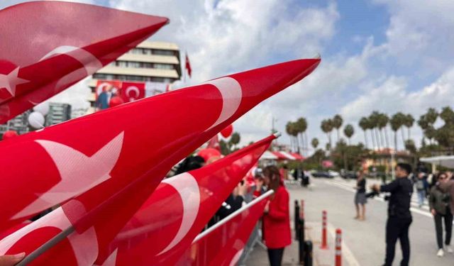 Adana'da 23 Nisan Ulusal Egemenlik ve Çocuk Bayramı coşkuyla kutlandı
