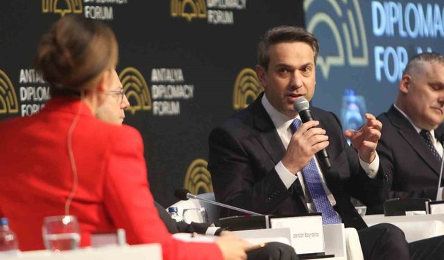 Bakan Bayraktar: 'Türkiye enerji piyasalarında geçmişte yaşanan çok yönlü sarsıntılar nedeniyle önemli bir direnç kazandı'