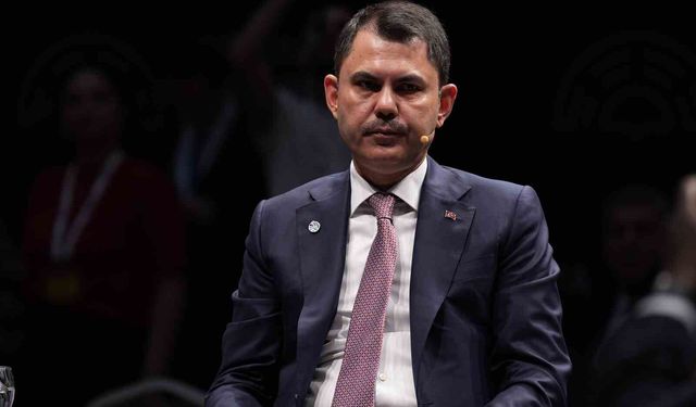 Bakan Kurum: 'Fosil yakıtlardan uzaklaşmak zorundayız'